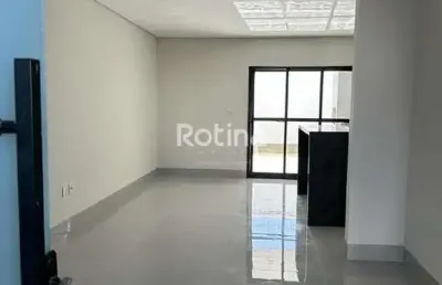 Casa à venda, 3 quartos, novo mundo - uberlândia/mg - rotina imobiliária