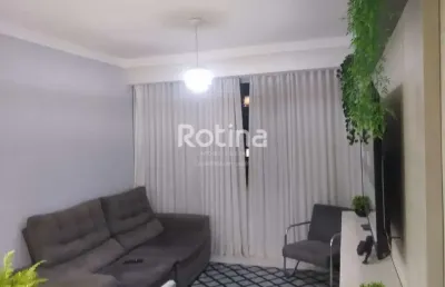 Apartamento com 3 quartos à venda na Rua Caule, --, Granada, Uberlândia