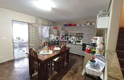 Casa à venda, 3 quartos, cidade jardim - uberlândia/mg - rotina imobiliária