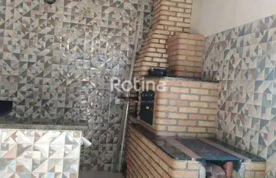 Casa à venda, 3 quartos, chacaras tubalina e quartel - uberlândia/mg - rotina imobiliária