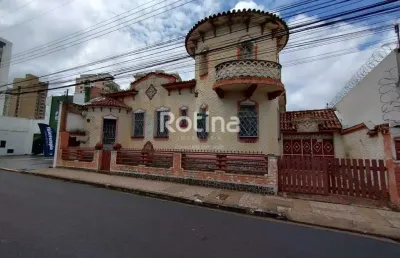 Casa à venda, 4 quartos, fundinho - uberlândia/mg - rotina imobiliária