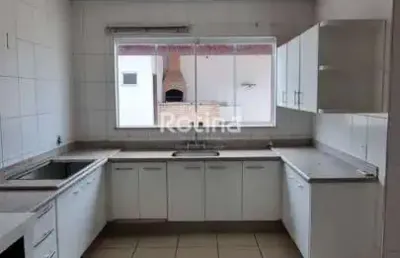 Casa à venda, 3 quartos, jardim karaíba - uberlândia/mg - rotina imobiliária