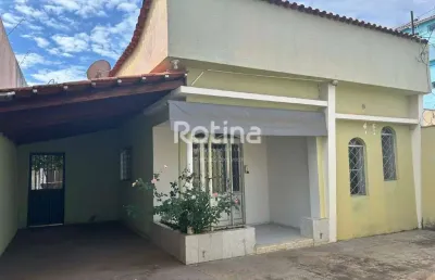 Casa à venda, 3 quartos, centro - uberlândia/mg - rotina imobiliária