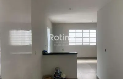 Casa com 3 quartos à venda na Alameda João de Almeida, --, Jardim Holanda, Uberlândia