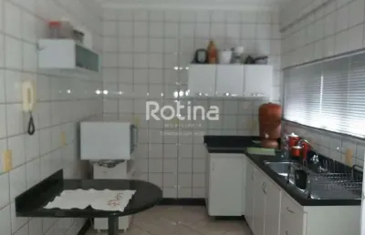 Apartamento à venda, 3 quartos, osvaldo rezende - uberlândia/mg - rotina imobiliária