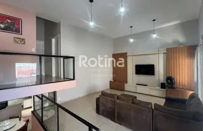 Casa sobrado à venda, 3 quartos, centro - uberlândia/mg - rotina imobiliária