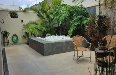 Casa condomínio fechado à venda, 3 quartos, cond. varanda sul - uberlândia/mg - rotina imobiliária