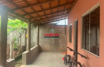 Casa com 3 quartos à venda no Centro, Itatiaiuçu 