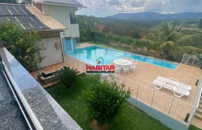 Casa em prestigioso condomínio fechado em igarapé/mg