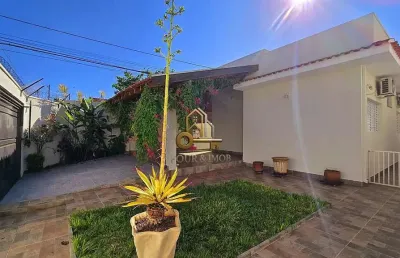 Casa com 2 quartos à venda na Rua Treze de Maio, Vila Xavier (Vila Xavier), Araraquara