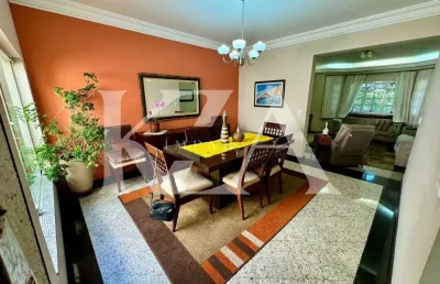 Casa ampla e espaçosa com edícula e churrasqueira no condomínio portal do paraíso i