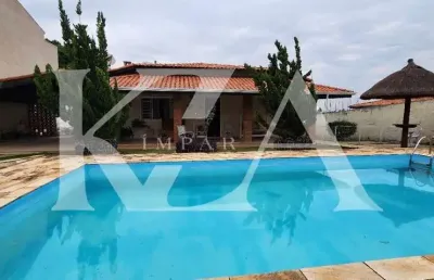 Casa térrea com 1000² com piscina e espaço gourmet exelente oportunidade , condomínio tereza cristina , bairro medeiros , cidade jundiaí.