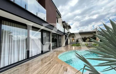 Brisas de jundiaí- casa encantadora com piscina privativa e 3 suítes- lote com 700m²- excelente localização