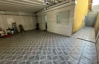 Casa térrea a venda na ocian zona 2  possui  2 dormitórios por r$320.000,00