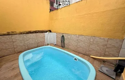 Casa para venda ou locação no canto do forte  2 dorm com piscina e churrasqueira