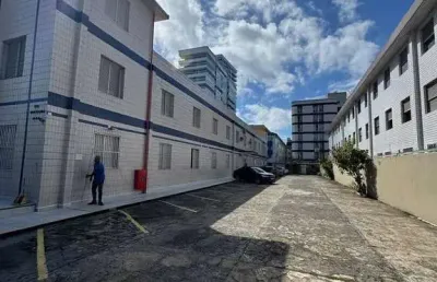 Kitnet térrea no bairro canto do forte na praia grande, por apenas r$210 mil