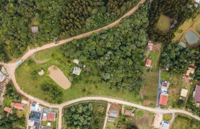 Chácara / sítio com 3 quartos à venda na municipal francisco schena, 694, roseira, campina grande do sul, 170 m2 por r$ 950.000