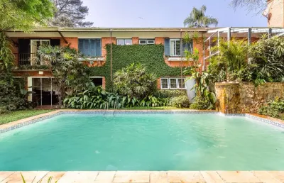 Casa em condomínio fechado com 5 quartos à venda na rua rodrigo de freitas, 489, bacacheri, curitiba, 620 m2 por r$ 4.500.000