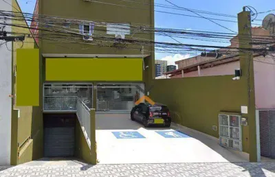 Predio comercial com 8 banheiros, 20 vagas no centro de santo andré.