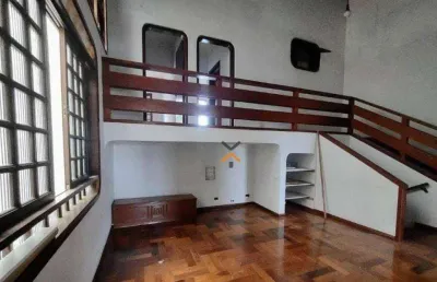 Sobrado com 4 dormitórios sendo 3 suítes, 5 banheiros, 10 vagas, na vila eldizia - santo andré.