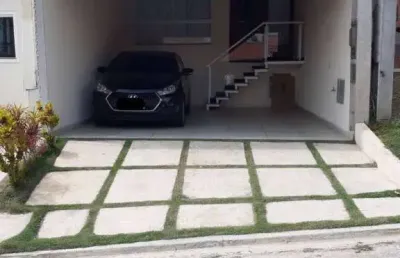 Casa em condomínio 124m² c/ 02 dormitórios sendo 01 suíte / 02 vagas