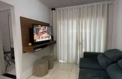 Casa terrea c/ 80 m² / 02 quartos sendo 01 suíte / 02 vagas
