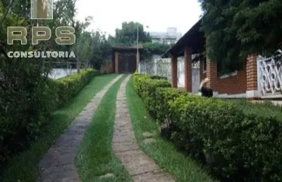 Chácara à venda jardim estância brasil atibaia com 03 dormitórios sendo 01 suíte, 01 sala, 2 banheiros, área de serviço, piscina, lazer completo