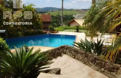 Casa no condominio osato, alto padrão, 04 dormitórios sendo 2 suítes 03 salas com lareira 06 banheiros, área gourmet , piscina, aquecimento solar