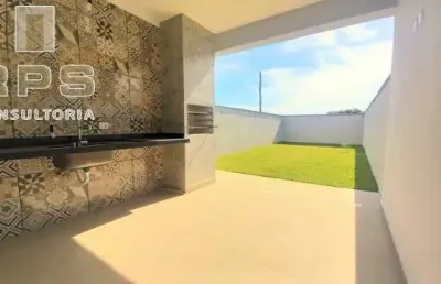 Casa com 3 quartos suítes no jardim dos pinheiros em atibaia, 146m² de área construída, churrasqueira, quintal gramado com estrutura para piscina!