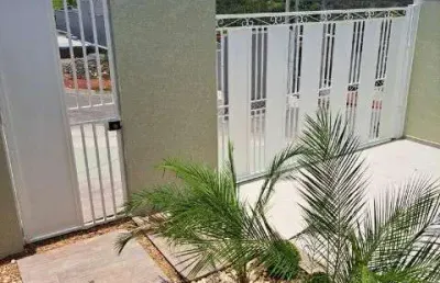 Casa a venda no residencial lamismar ii em bom jesus dos perdoes, 3 quartos sendo 1 suite, churrasqueira, 200m² de terreno, fácil acesso!