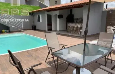 Casa de campo à venda em atibaia com 3 quartos sendo 2 suítes e 2 vagas no pedra bela, comprar casa de campo com piscina em atibaia