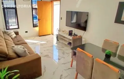 Casa  térrea no jardim do lago, repleta de armários na cozinha, quartos, banheiros, lavanderia e área gourmet, 3 quartos sendo 1 suite, 3 banheiros!