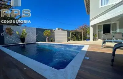 Casa à venda no condominio altos da floresta em atibaia, excelente localização, dentro da cidade, área verde e lazer, 3 quartos sendo 3 suítes, linda!