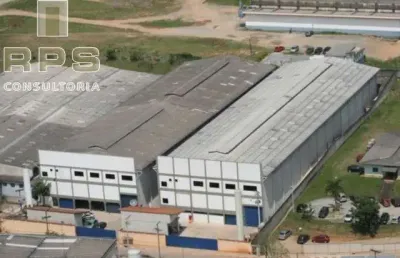 Galpão completo para indústria com pé direito de 8 metros, com instalações elétricas e hidráulicas, bem como instalações com rede de ar comprimido,