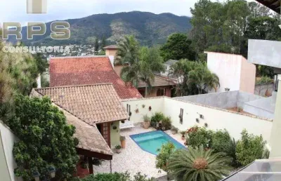 Casa para locação ou venda mobiliada no jardim petrópolis em atibaia ,  com 03 suites, sendo 01 suite master closet e hidro, piscina, espaço gourmet