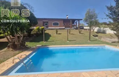 Casa térrea a venda há 3 minutos do condomínio palavra da vida, com 1508m2 de terreno.