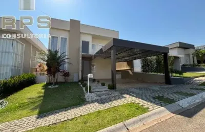 Casa no condomínio terras de atibaia 1, 3 dormitórios avarandados sendo uma suíte, lazer completo, cozinha com despensa, lavanderia e área gourmet!