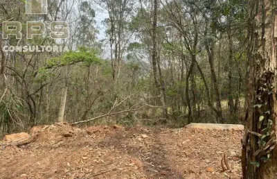 Terreno no bosque dos eucalíptos, com 652,25 m² , bairro em expansão  próximo da al. professor lucas nogueira garcez, corredor gastronômico da cidade.