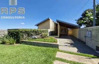 Casa térrea em rua sem saída no recreio maristela com piscina, amplo quintal e 4 dormitórios!