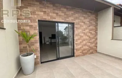 Casa a venda em frente ao lago em atibaia , com 3 dormitórios sendo 1 suíte. sala ampla com varanda cozinha integrada quintal amplo com churrasqueira