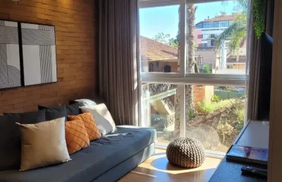 Maravilhoso apartamento mobiliado e decorado, junto a catedral de pedra, canela