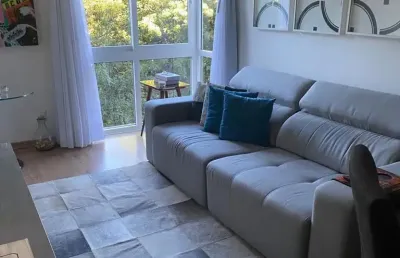 Apartamento mobiliado e decorado, 2 dormitórios 1 suite, 76m² gramado.