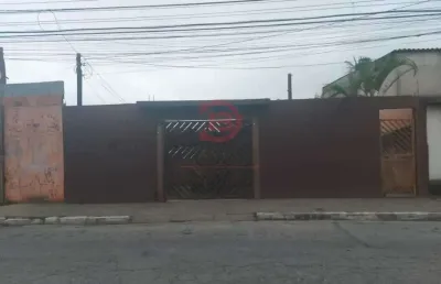 Casa terrea com 2 quartos e 1 edicula a venda, parada xv de novembro