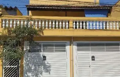 Sobrado com edicula ( 3 casas no terreno) - 4 vagas carros-  burgo paulista