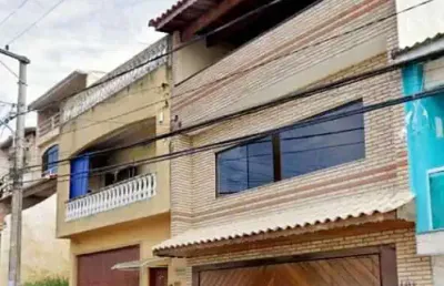 Sobrado com 3 quartos sendo 1 suite, espaco com gourmet com churrasqueira - cidade lider