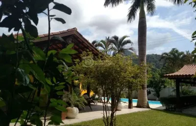 Casa com 4 quartos à venda no massaguaçu, caraguatatuba , 700 m2 por r$ 1.300.000