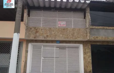 Sobrado com  03  quartos,  01 suite - 2 vagas de garagem- itaquera