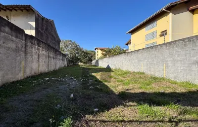 Terreno à venda no Jardim Medina, Poá 