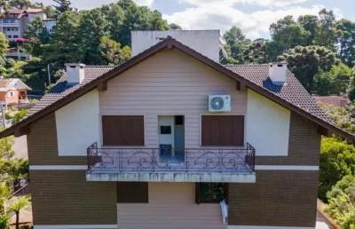 Apartamento com 3 quartos à venda na Rua São Pedro, Planalto, Gramado