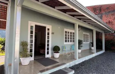 Casa com 3 quartos à venda na Rua Dos Estivadores, São José do Acaraí, São Francisco do Sul